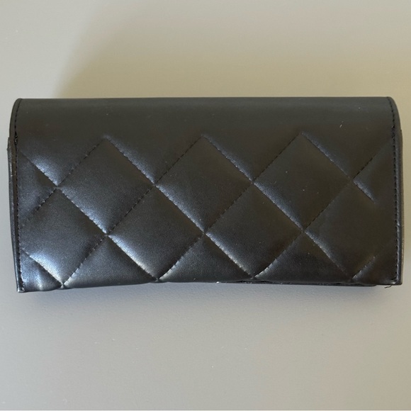 Chanel Dark Tortoise Polarized Butterfly Sunglasses (NWOT) - Picture 11 of 14